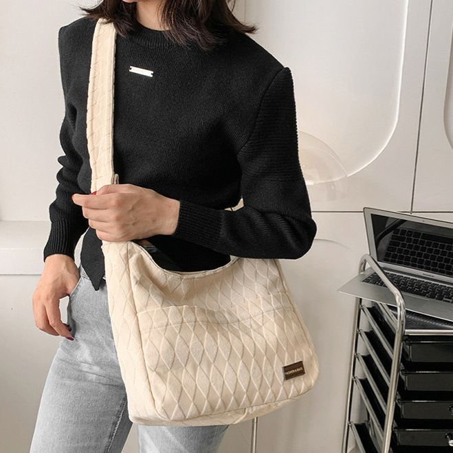 Slara Cloud Tote