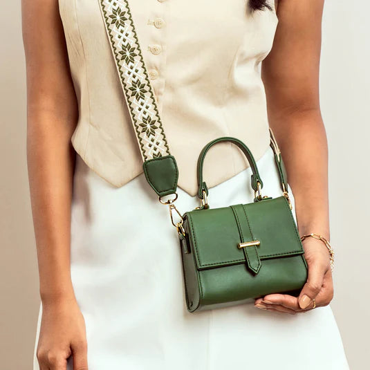 lookbook image shop_this_look_AVdw3f